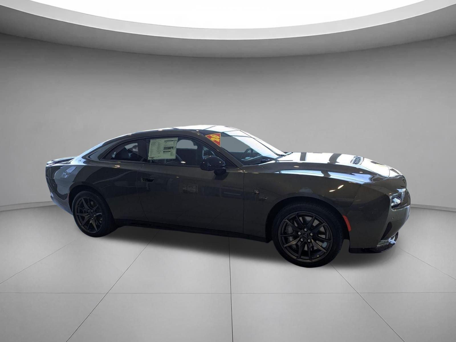 手渡し可 さらに値下げ！DMS　FatCat5'6EPSカーボンラップ New 2026 Dodge Charger Scat Pack Plus 2dr Car in Columbia #C518